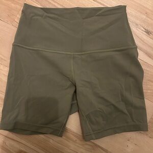 Lululemon green align short size 4